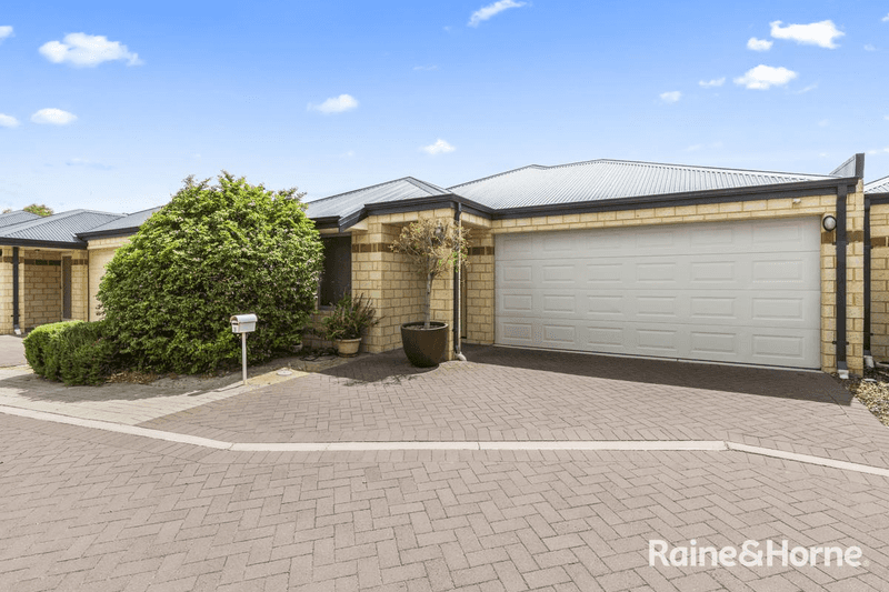 3/9 Gladstone Road, ARMADALE, WA 6112