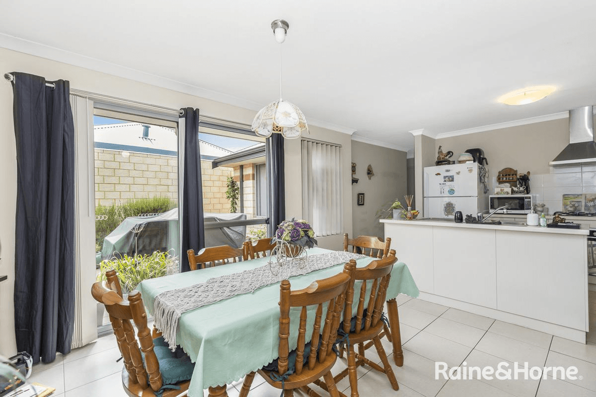 3/9 Gladstone Road, ARMADALE, WA 6112