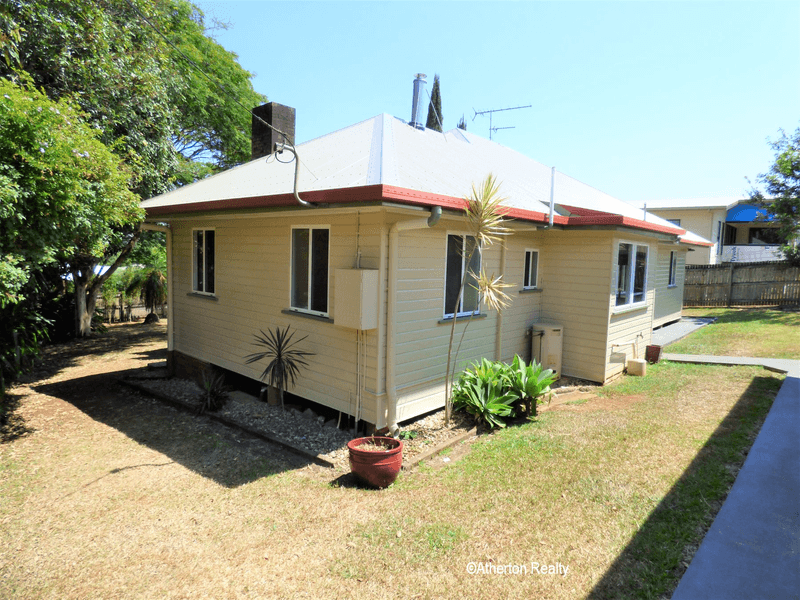 10 Maunds Road, ATHERTON, QLD 4883