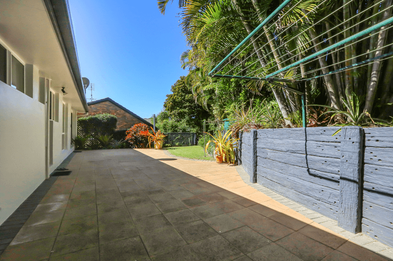 12 Cudgen Road, KINGSCLIFF, NSW 2487