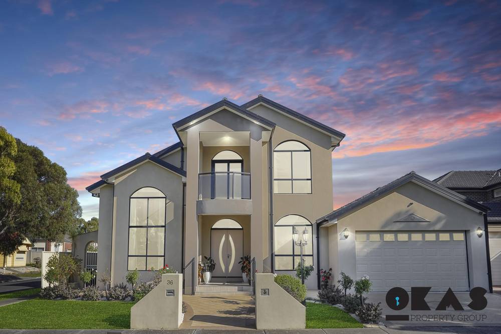 36 Brookglen Boulevard, CAIRNLEA, VIC 3023