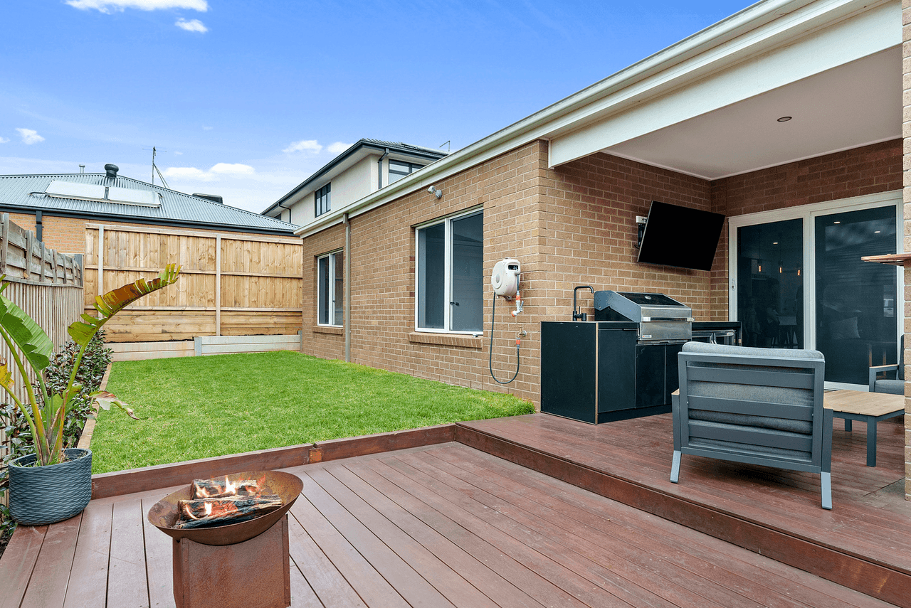 19 Gibson Way, Maddingley, VIC 3340