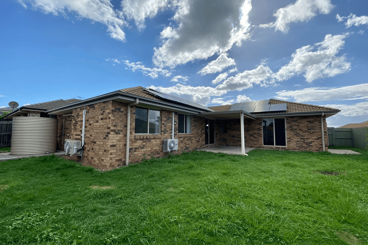 24 Brittany Crescent, Raceview, QLD 4305