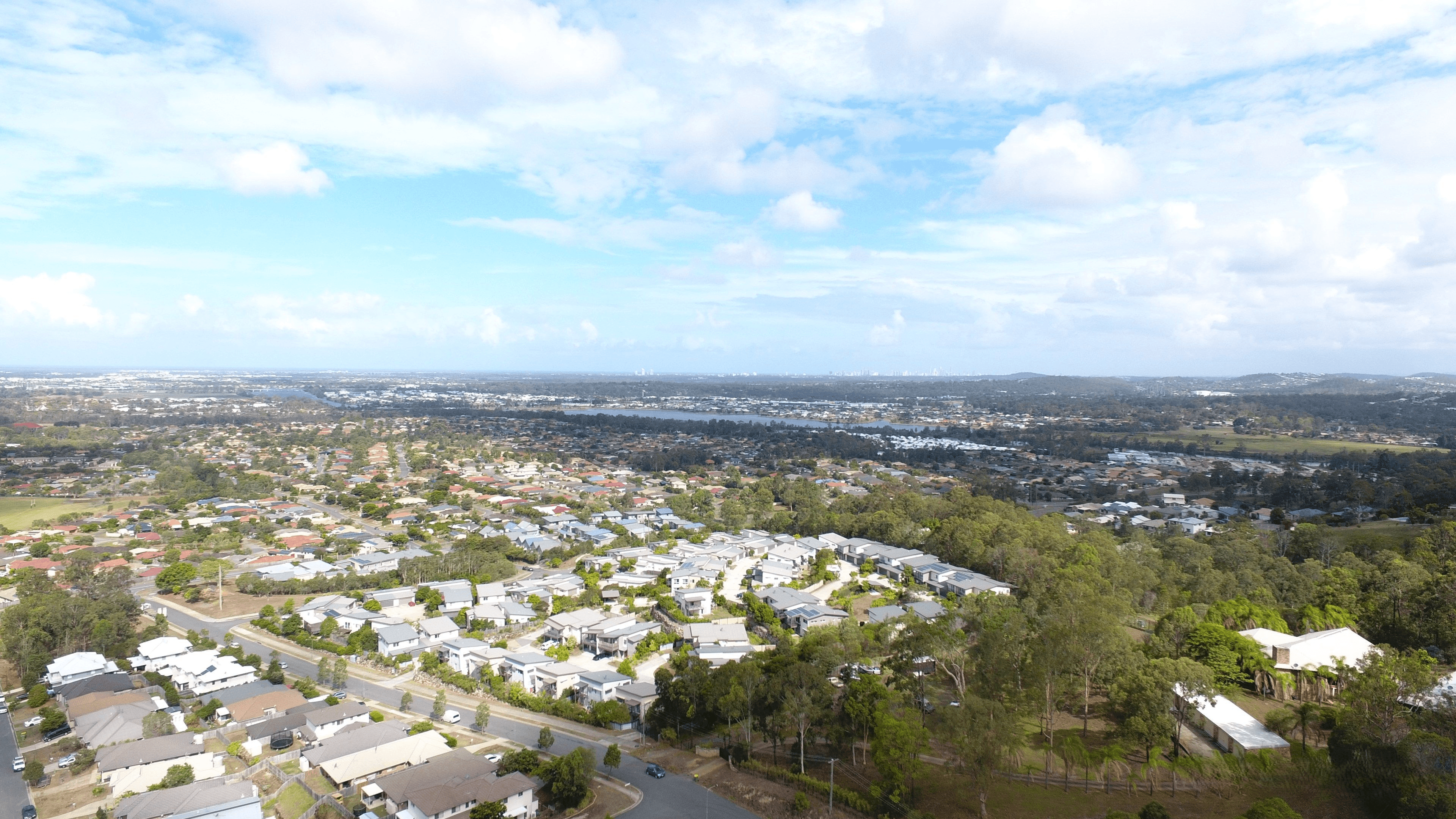 77 Bluetail Crescent, UPPER COOMERA, QLD 4209