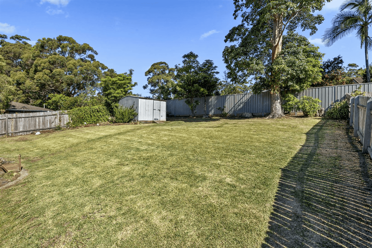 43 Treetops Crescent, Mollymook Beach, NSW 2539