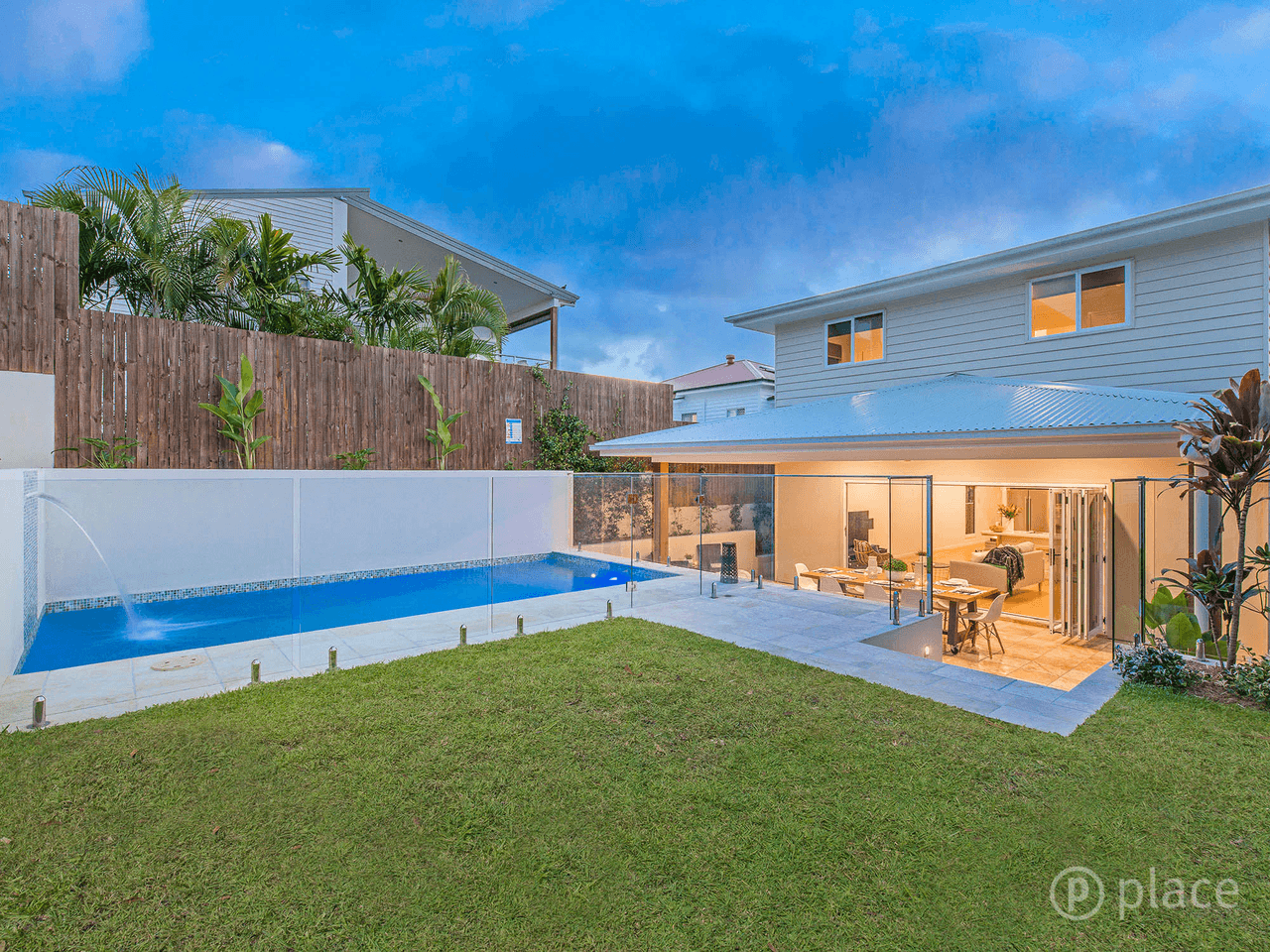 30 Carranya Street, Camp Hill, QLD 4152