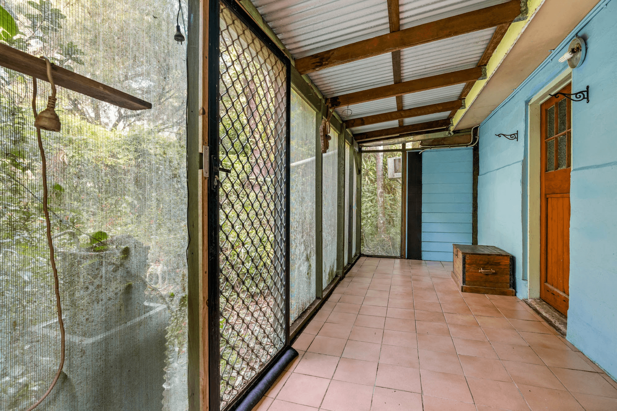 1 Mark Road, RUSSELL ISLAND, QLD 4184