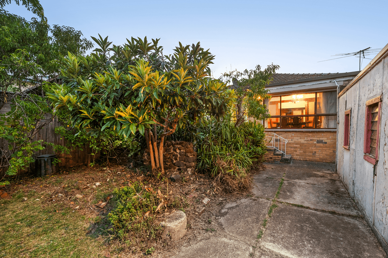 124 Shaftsbury Street, COBURG, VIC 3058