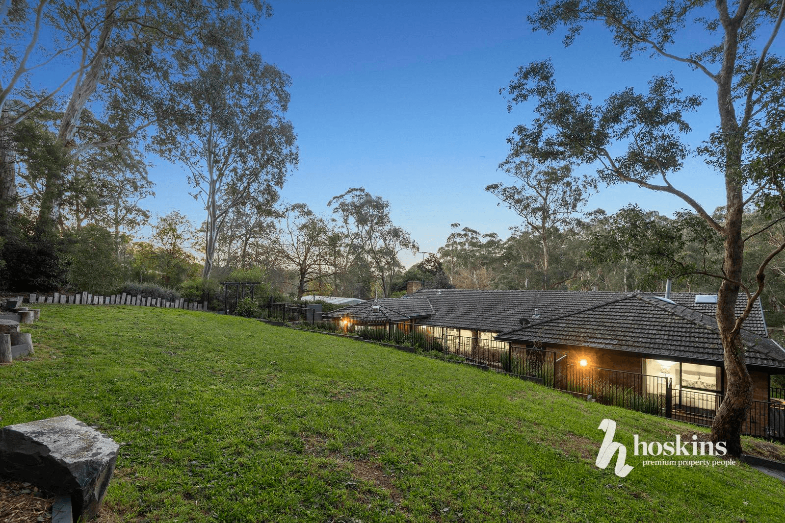 8 Gold Memorial Road, Warrandyte, VIC 3113