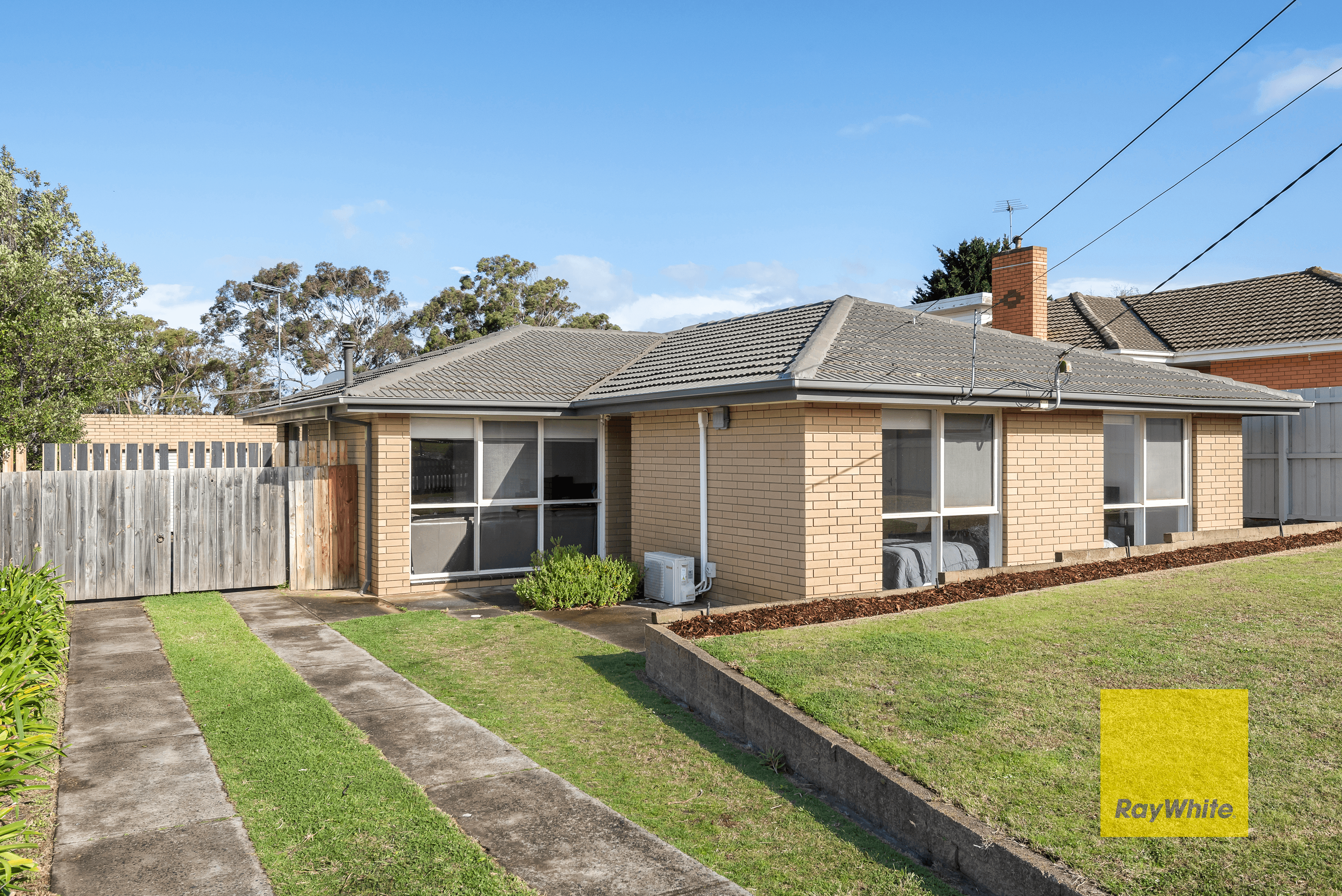 15 Karana Avenue, GROVEDALE, VIC 3216