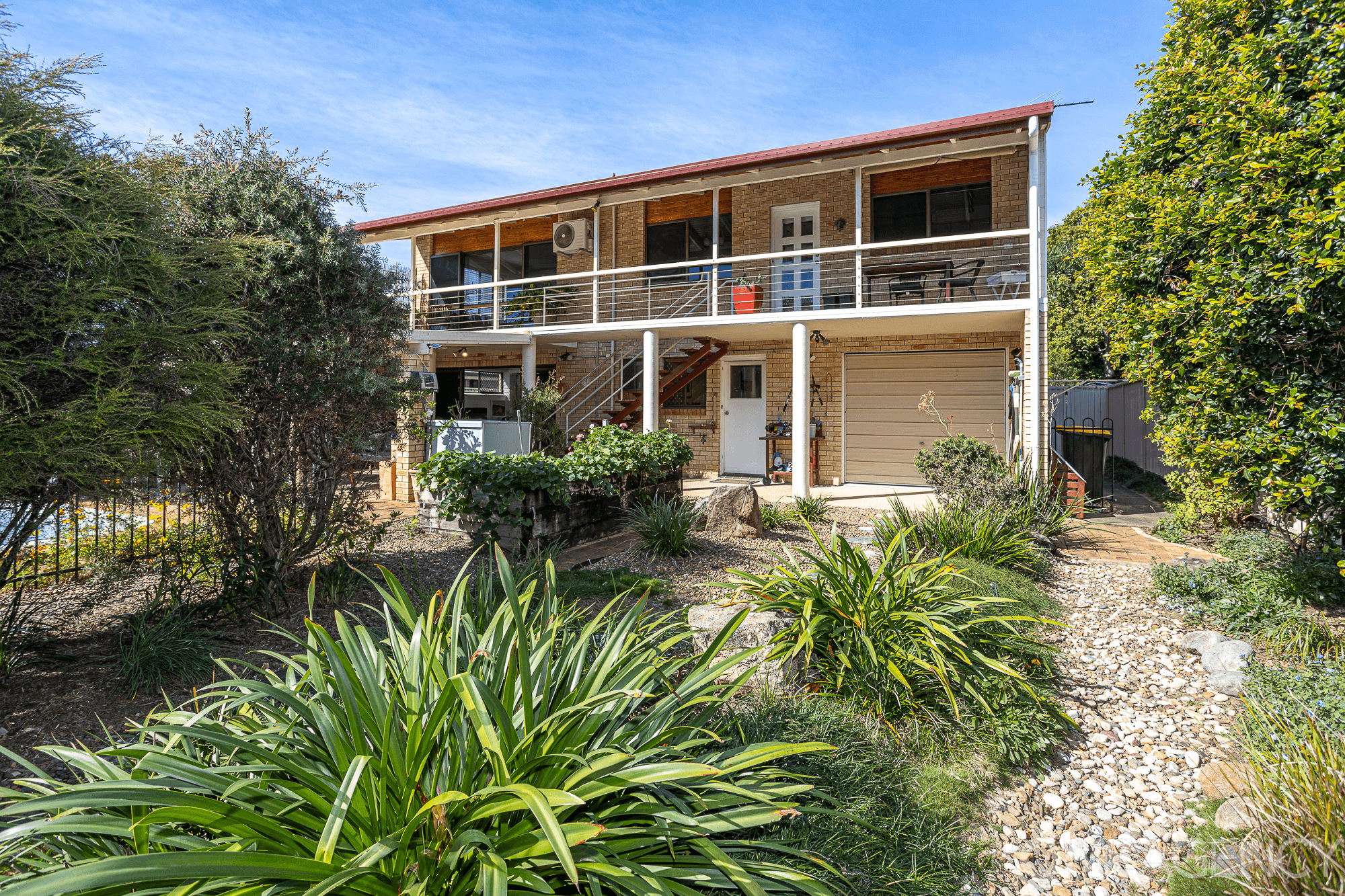 5 Oyster Point Esplanade, Newport, QLD 4020