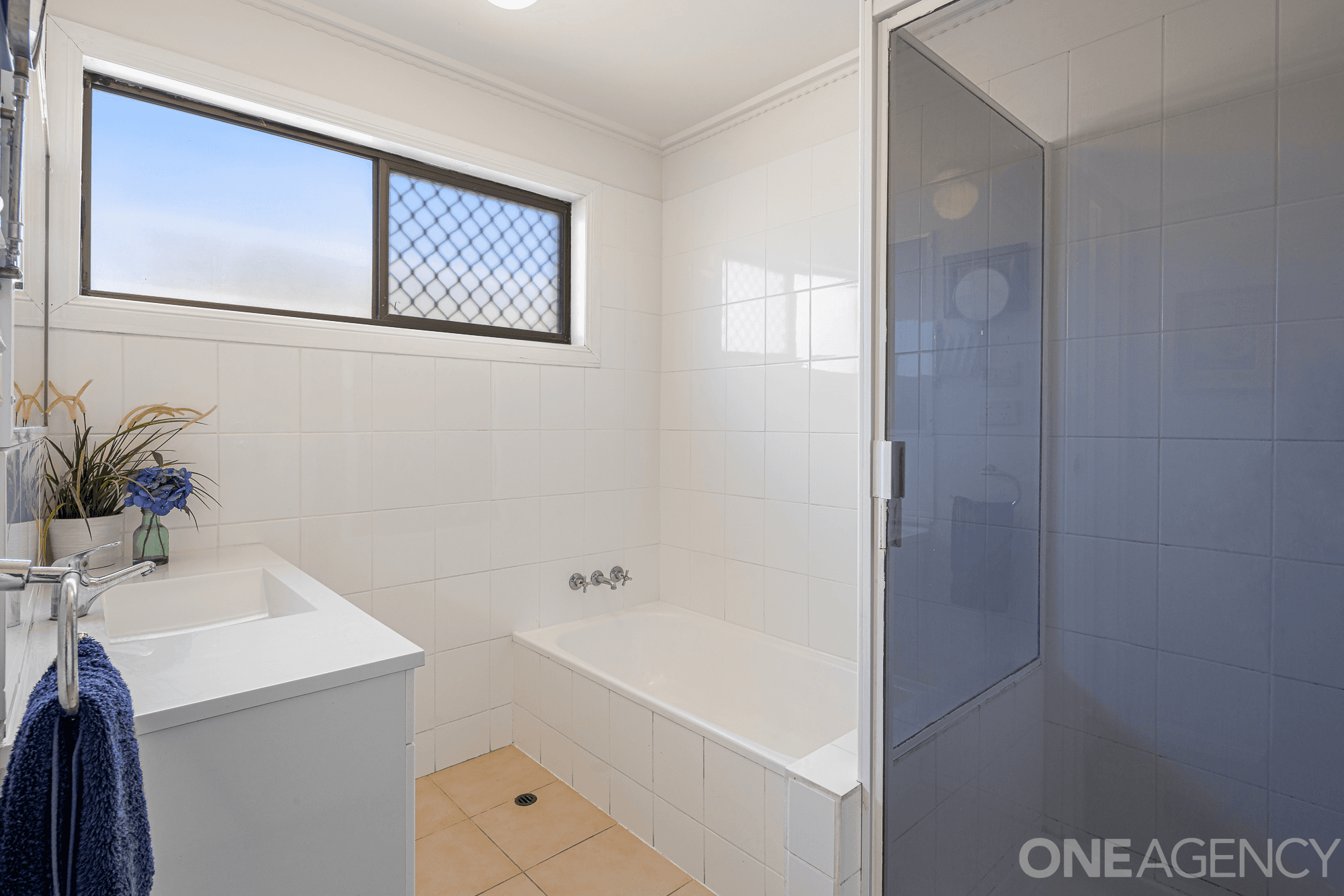 5 Oyster Point Esplanade, Newport, QLD 4020