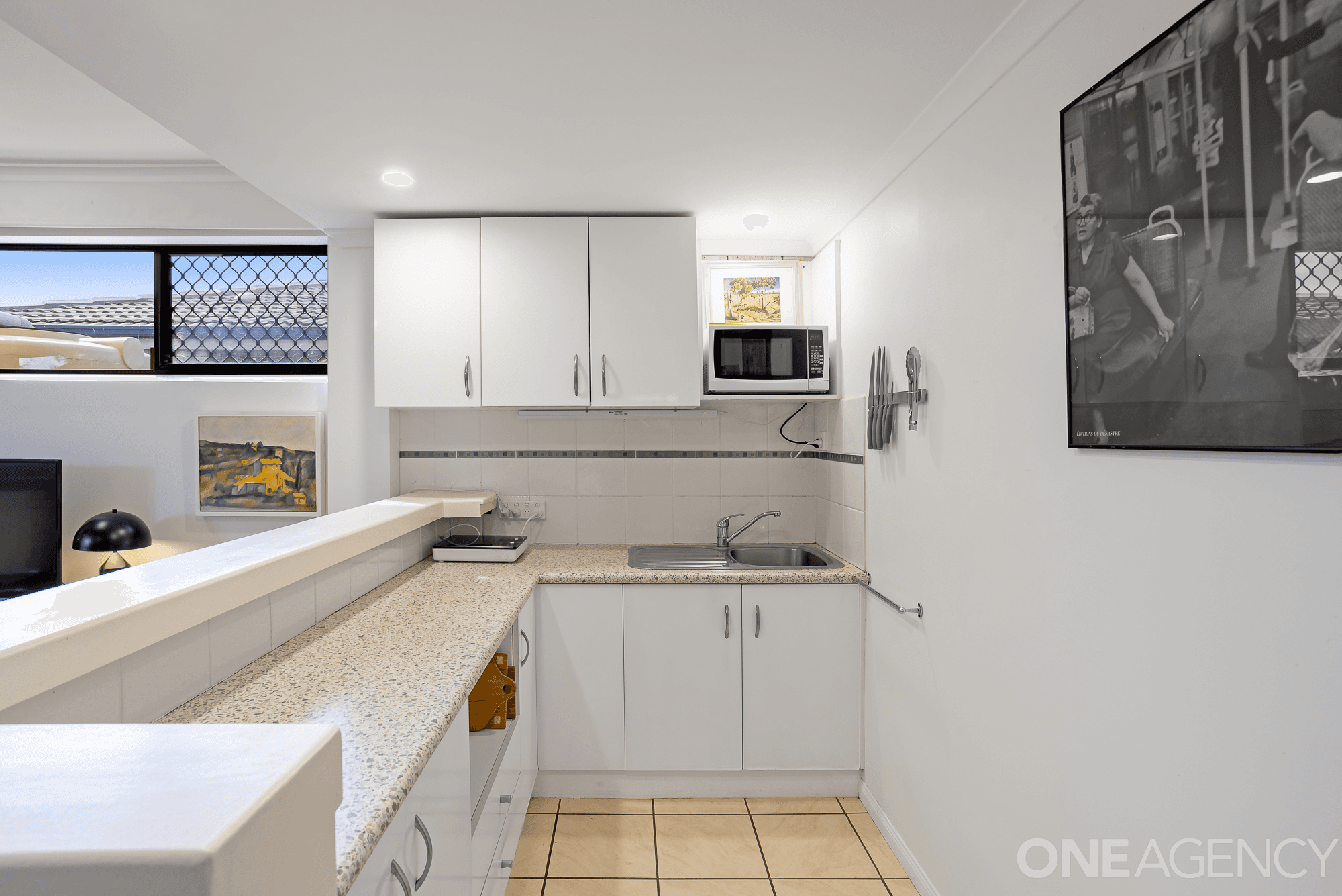 5 Oyster Point Esplanade, Newport, QLD 4020
