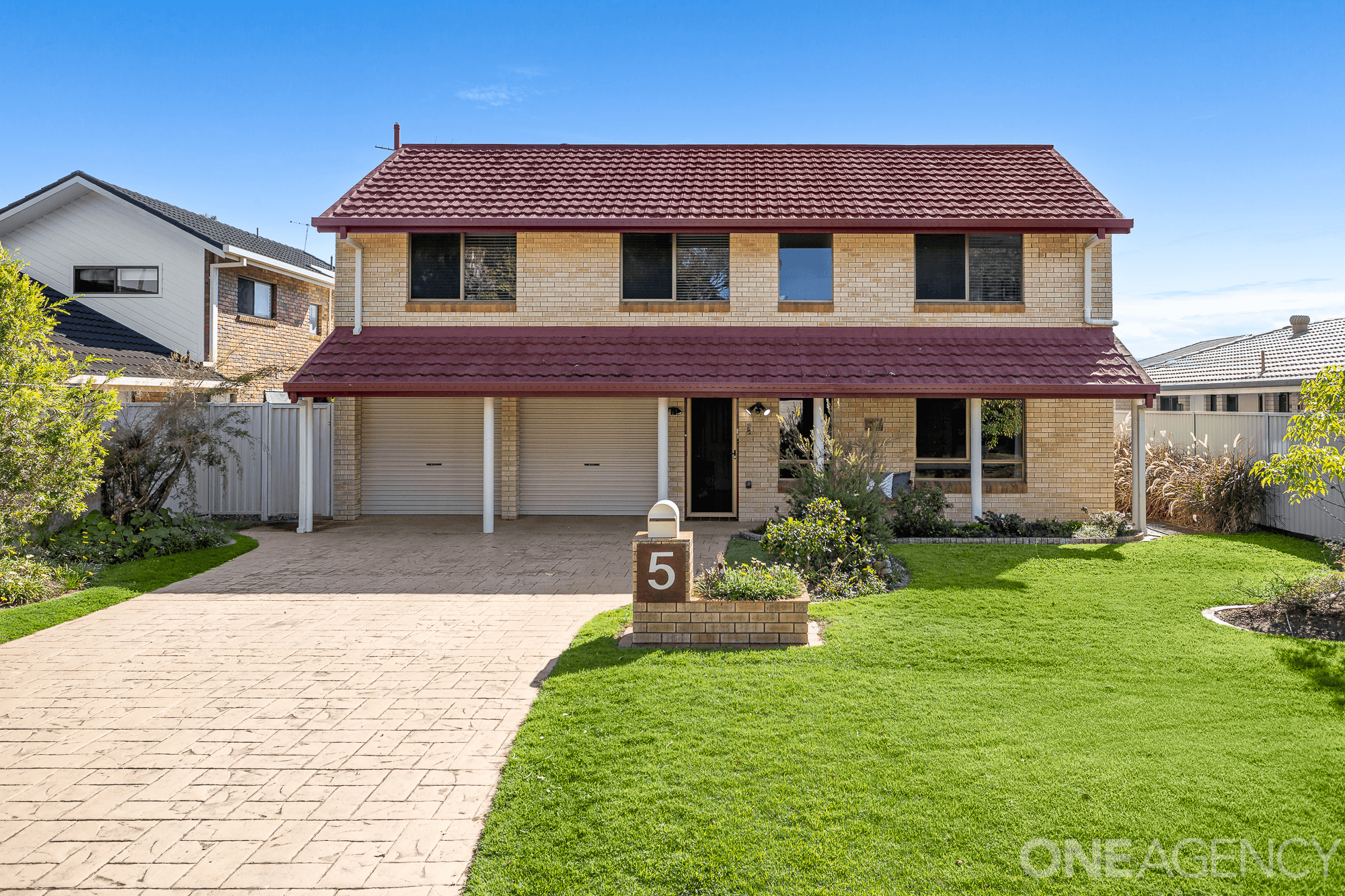 5 Oyster Point Esplanade, Newport, QLD 4020