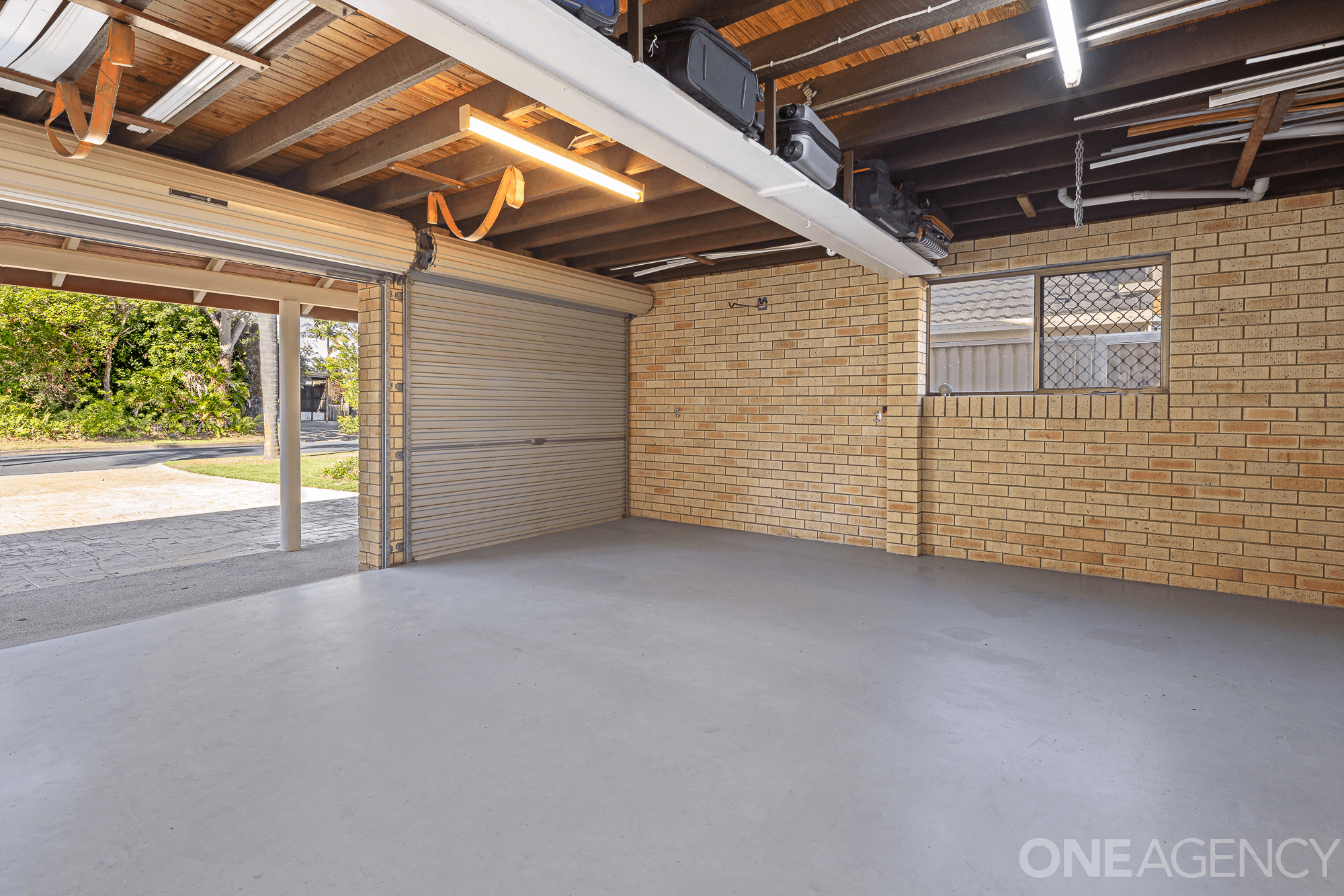 5 Oyster Point Esplanade, Newport, QLD 4020