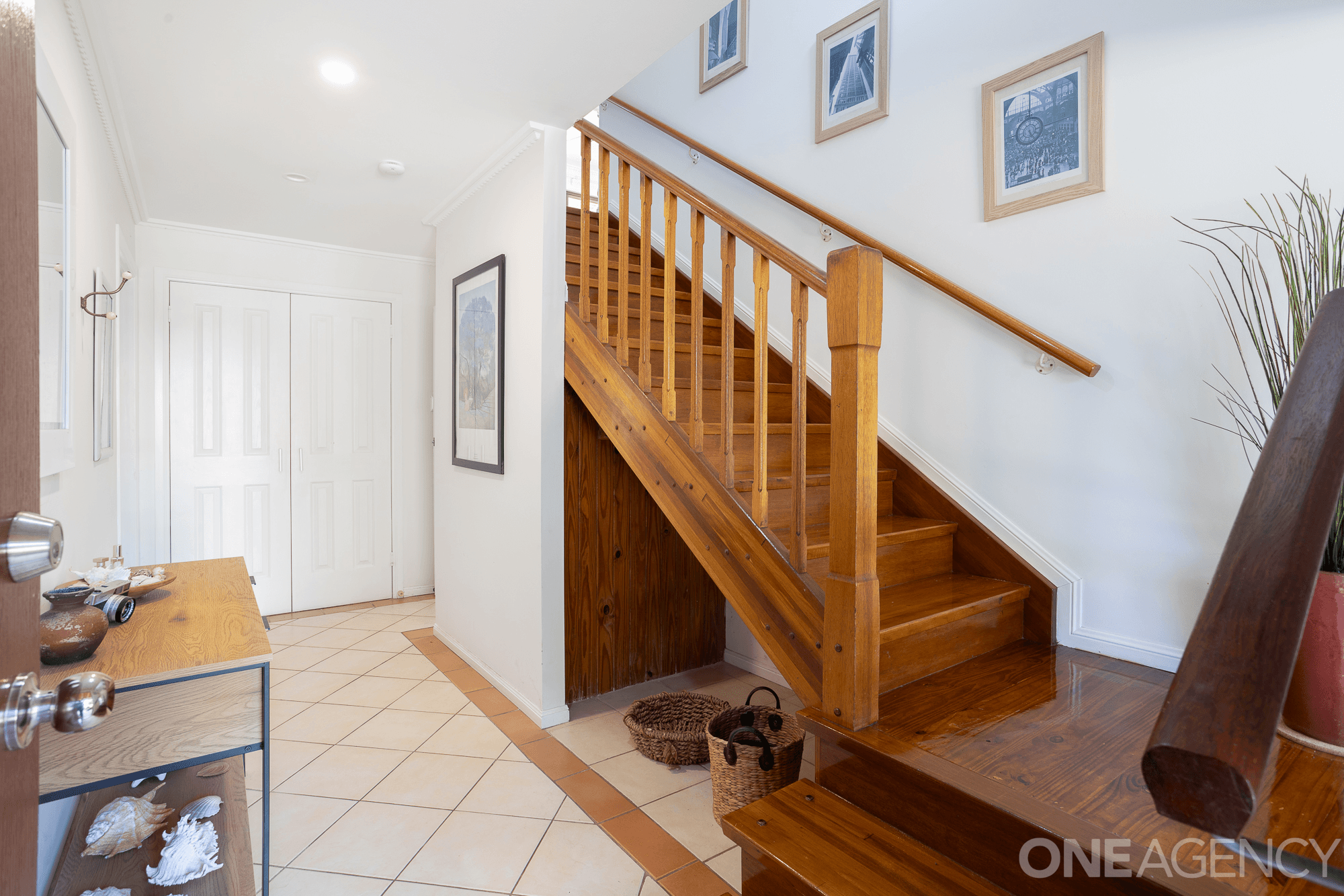 5 Oyster Point Esplanade, Newport, QLD 4020
