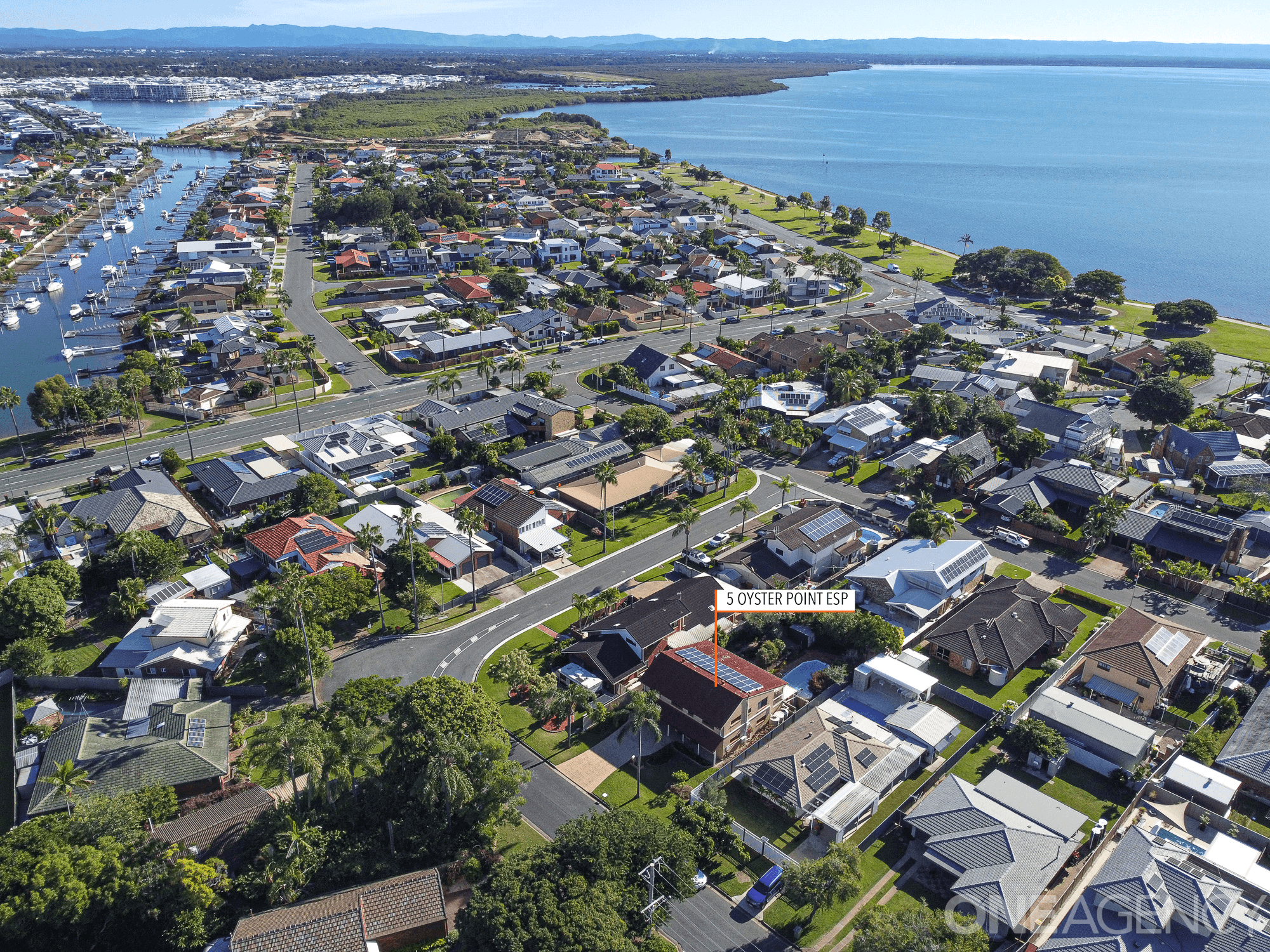 5 Oyster Point Esplanade, Newport, QLD 4020