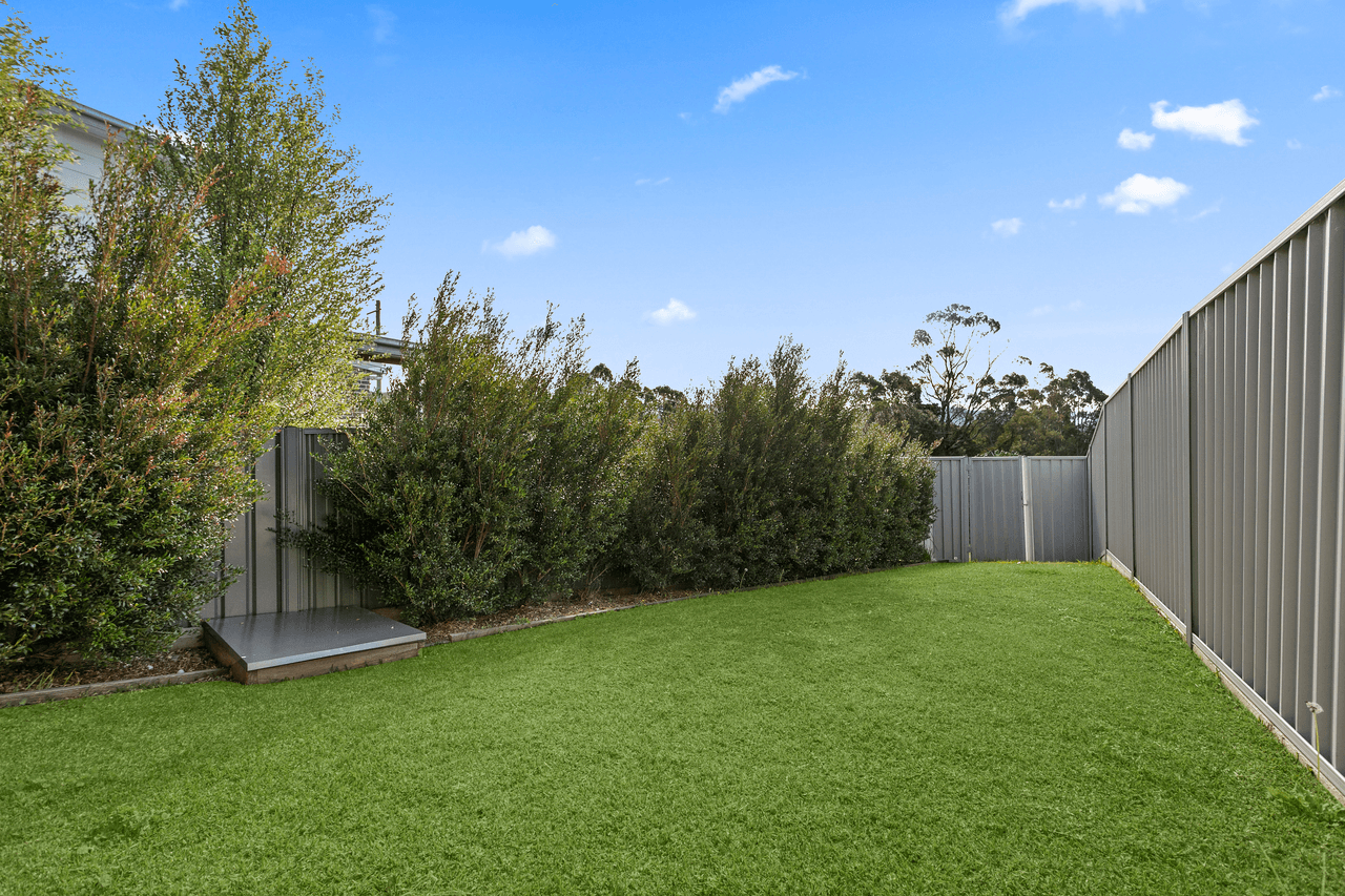 22 Chaplin Place, ALBION PARK, NSW 2527