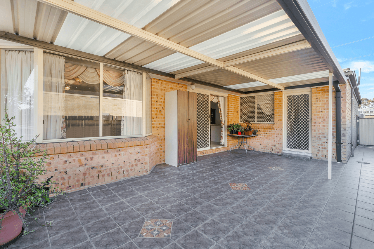 12 Heywood Close, HINCHINBROOK, NSW 2168