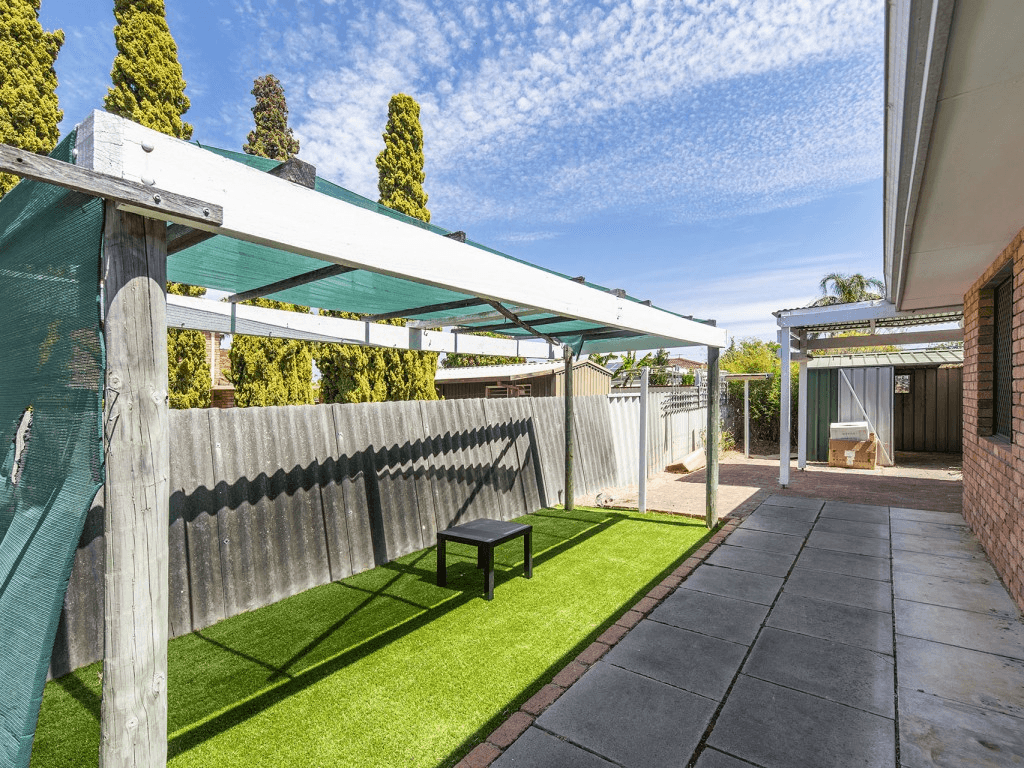 8 Cashel Way, Waterford, WA 6152