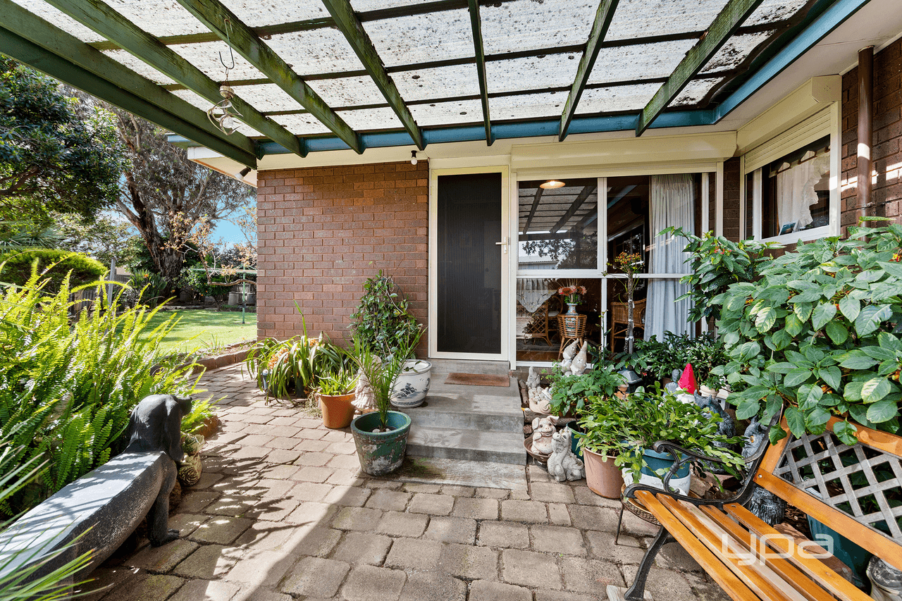 8 Clarice Close, ST ALBANS, VIC 3021