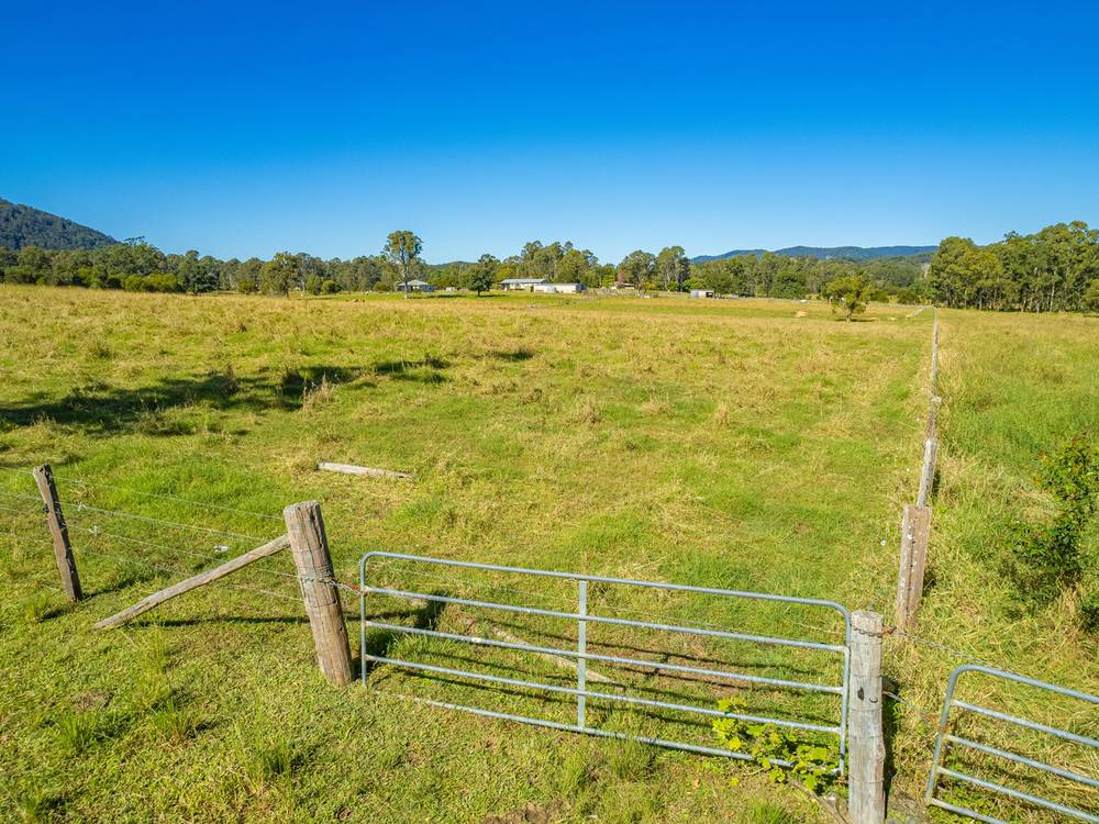 47 Sunshine Rd, Wolvi, QLD 4570