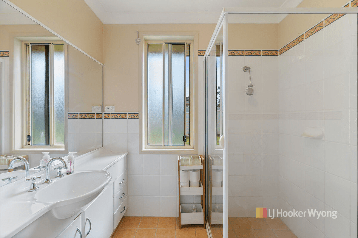 9 Brushwood Circuit, Mardi, NSW 2259
