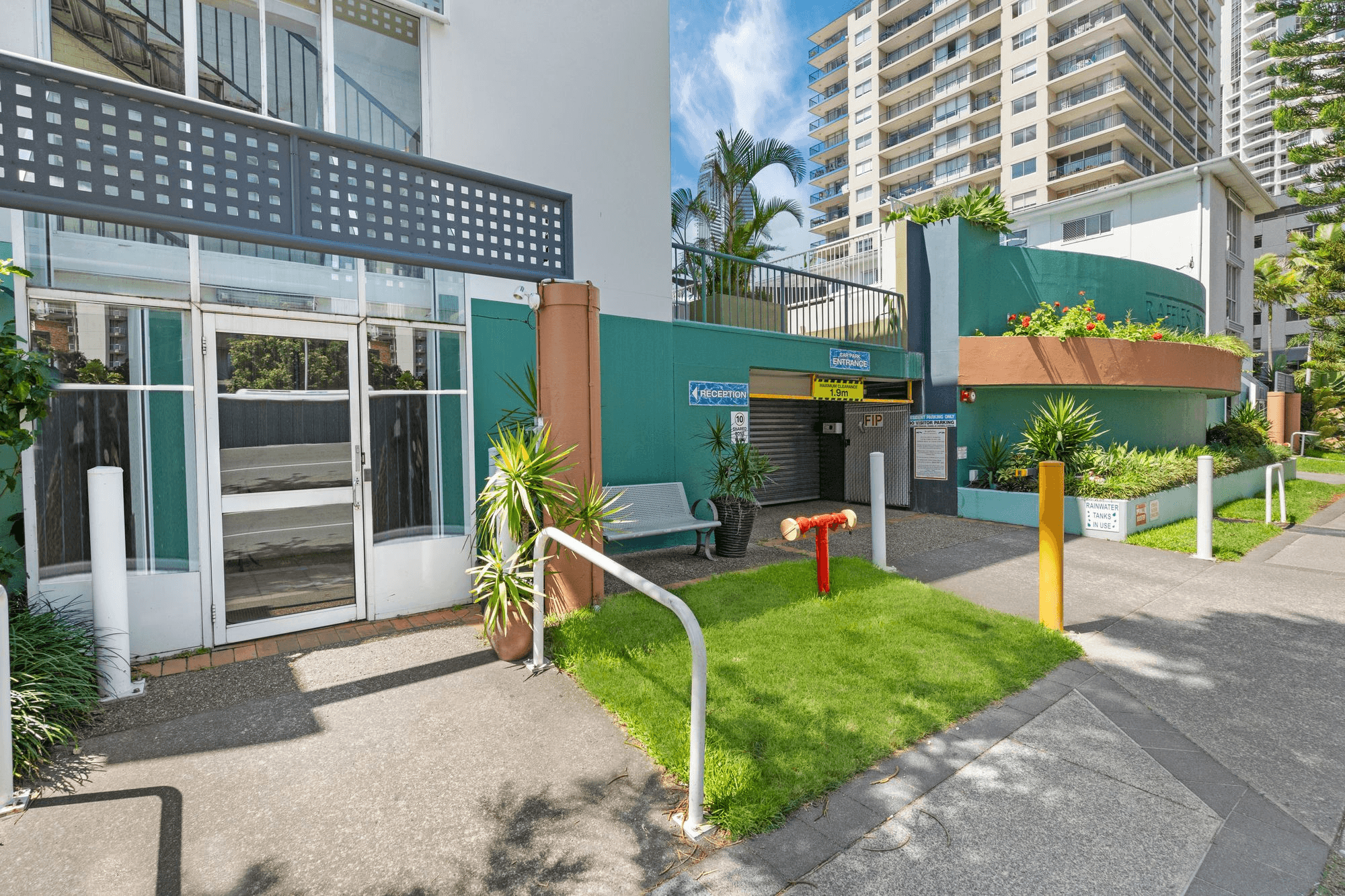 21/69-73 Ferny Avenue, SURFERS PARADISE, QLD 4217