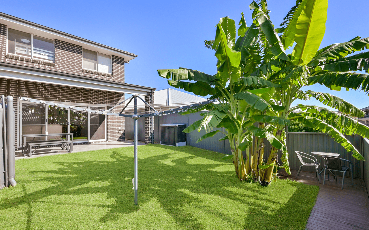 2b Sowerby Street, ORAN PARK, NSW 2570