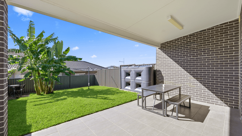 2b Sowerby Street, ORAN PARK, NSW 2570