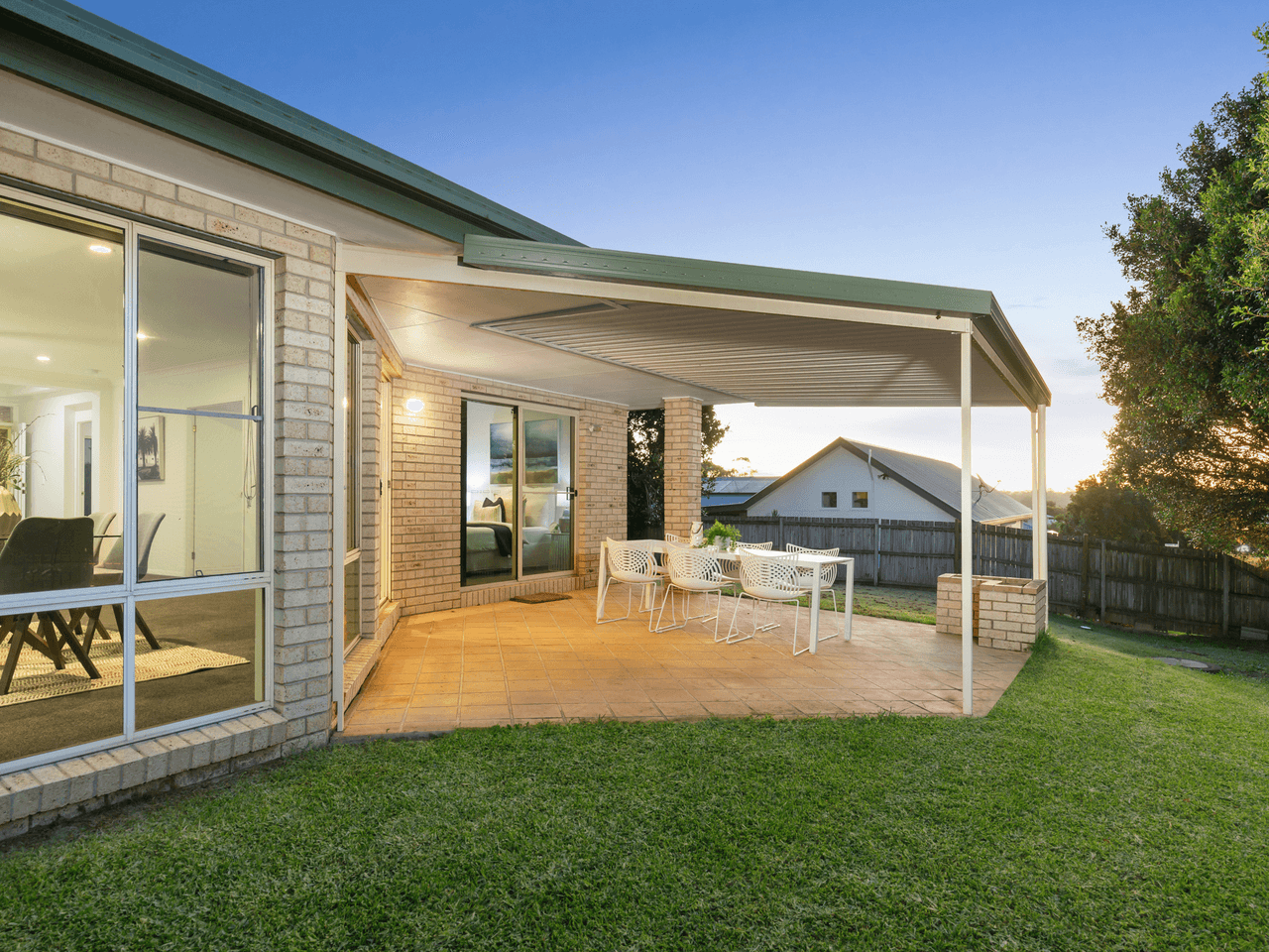 12 Isla Place, PARKINSON, QLD 4115