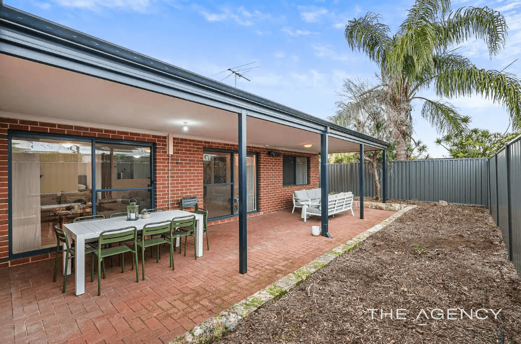 52A Smiths Avenue, Redcliffe, WA 6104