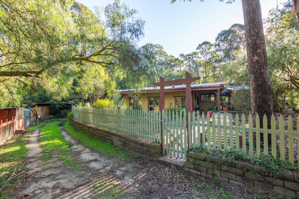 82 Gregory Rd, Nicholson, VIC 3882