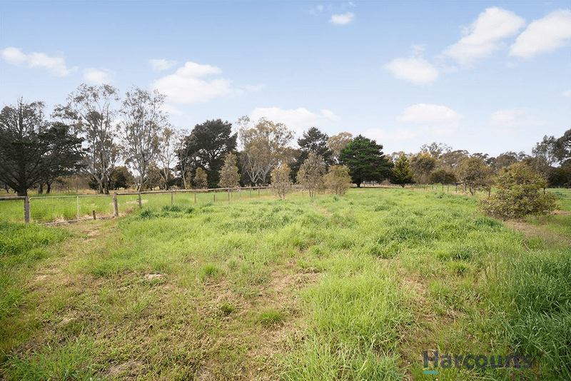 64 Fairview Road, Clunes, VIC 3370