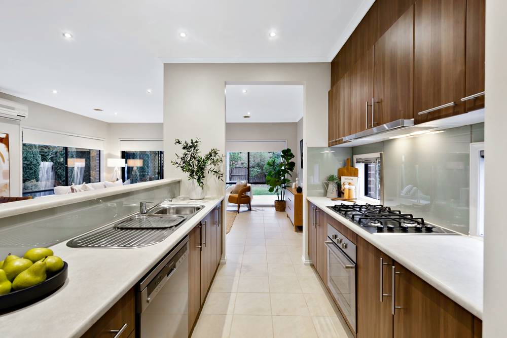 13 Pawleena Circuit, Cairnlea, VIC 3023