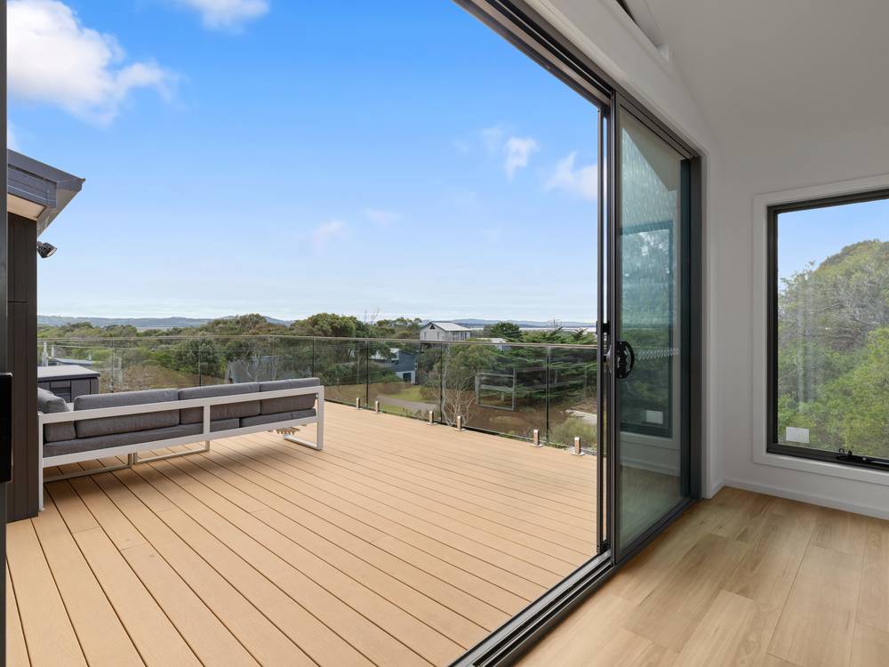 30 Ennisvale Avenue, SANDY POINT, VIC 3959