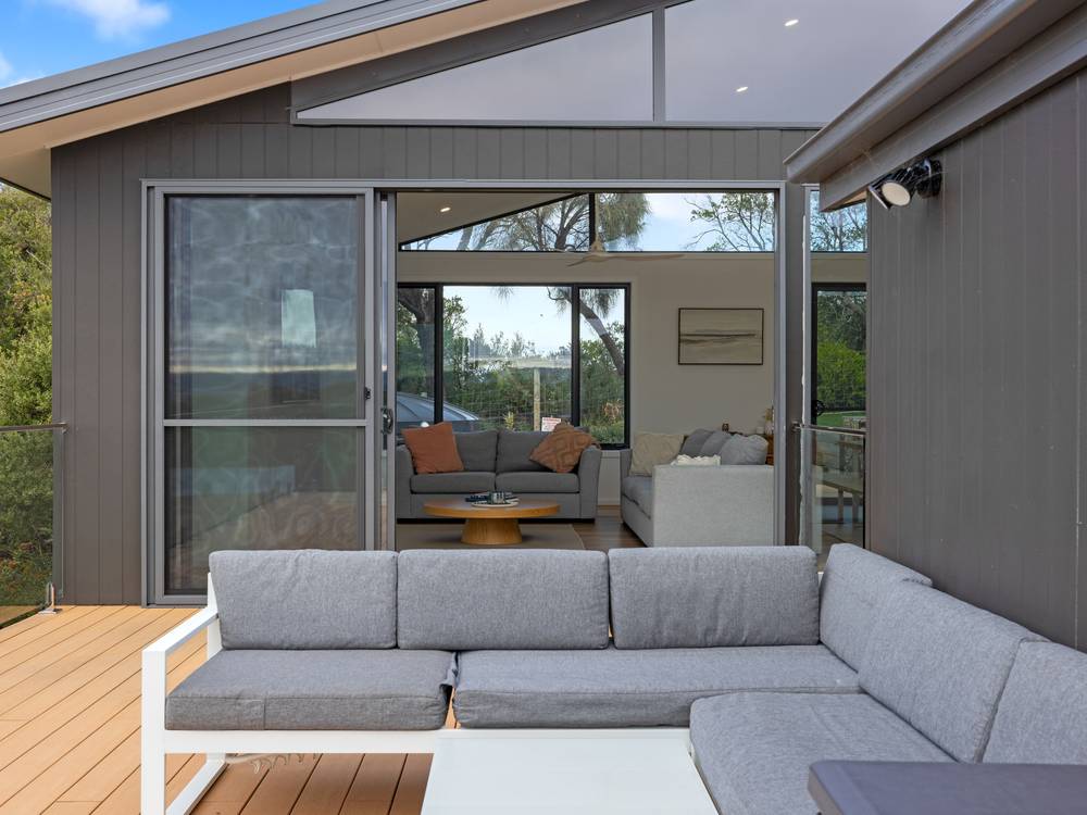 30 Ennisvale Avenue, SANDY POINT, VIC 3959