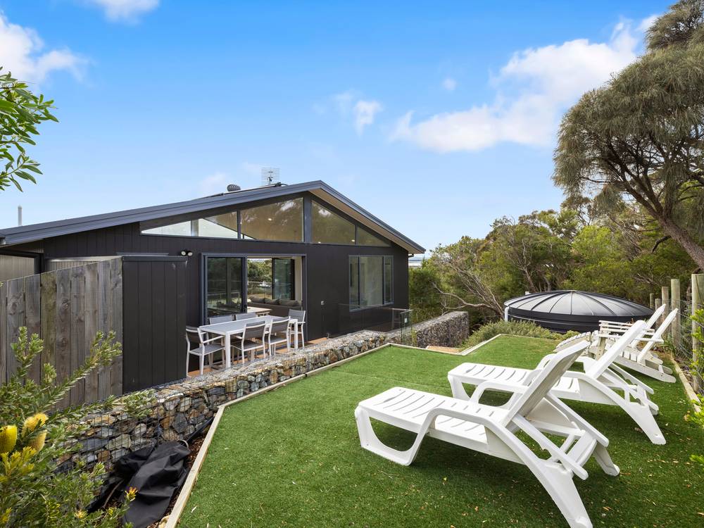 30 Ennisvale Avenue, SANDY POINT, VIC 3959