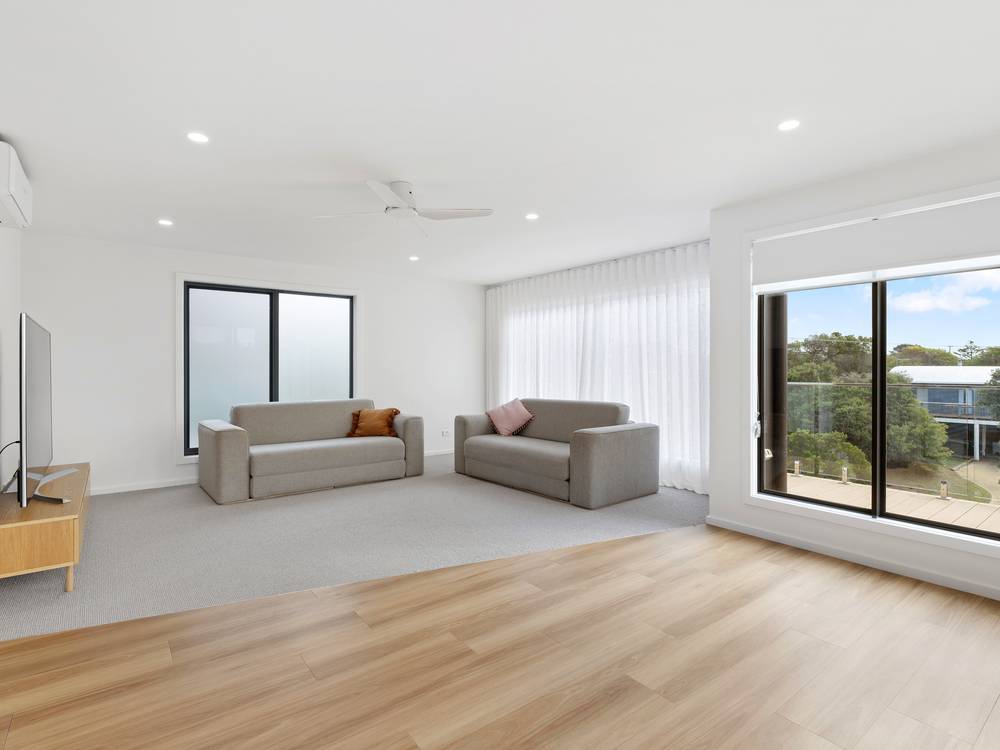 30 Ennisvale Avenue, SANDY POINT, VIC 3959