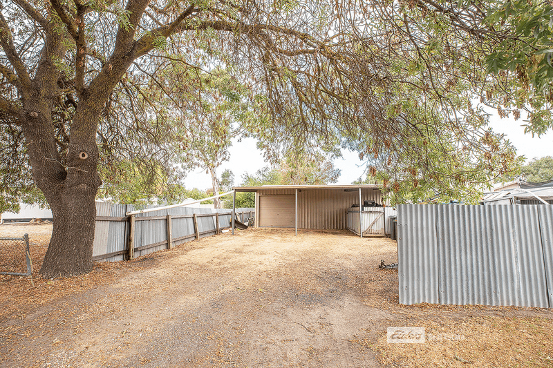 7 SANDSTONE Avenue, NARACOORTE, SA 5271