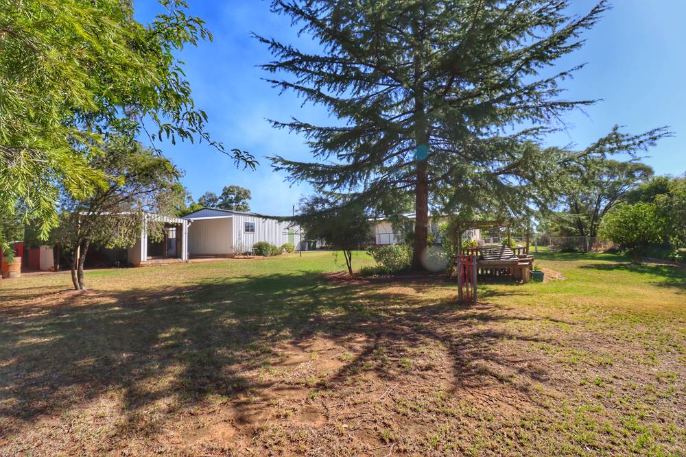 5 River Park Road, COWRA, NSW 2794