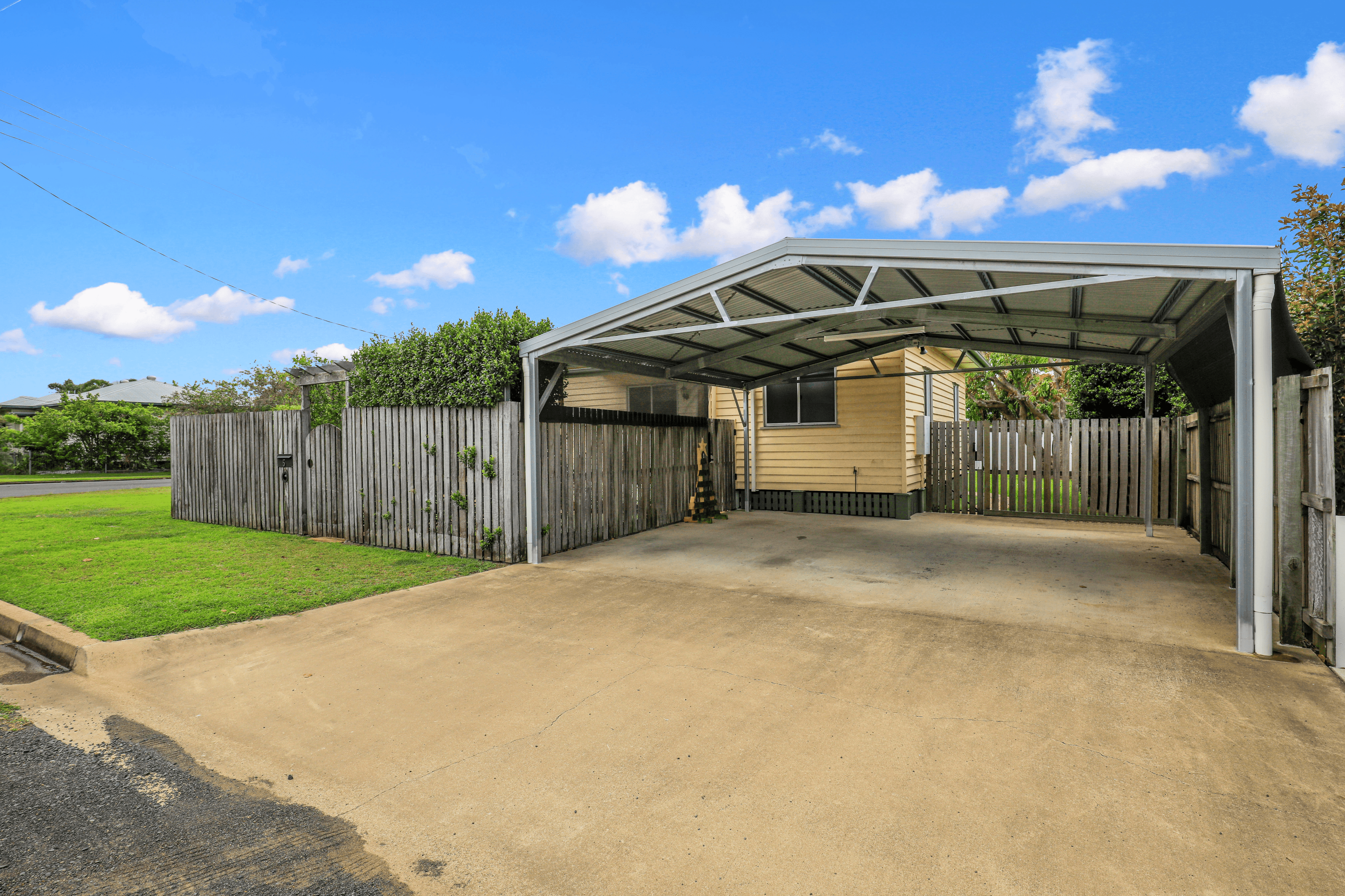 5 Courtice Street, WALKERVALE, QLD 4670