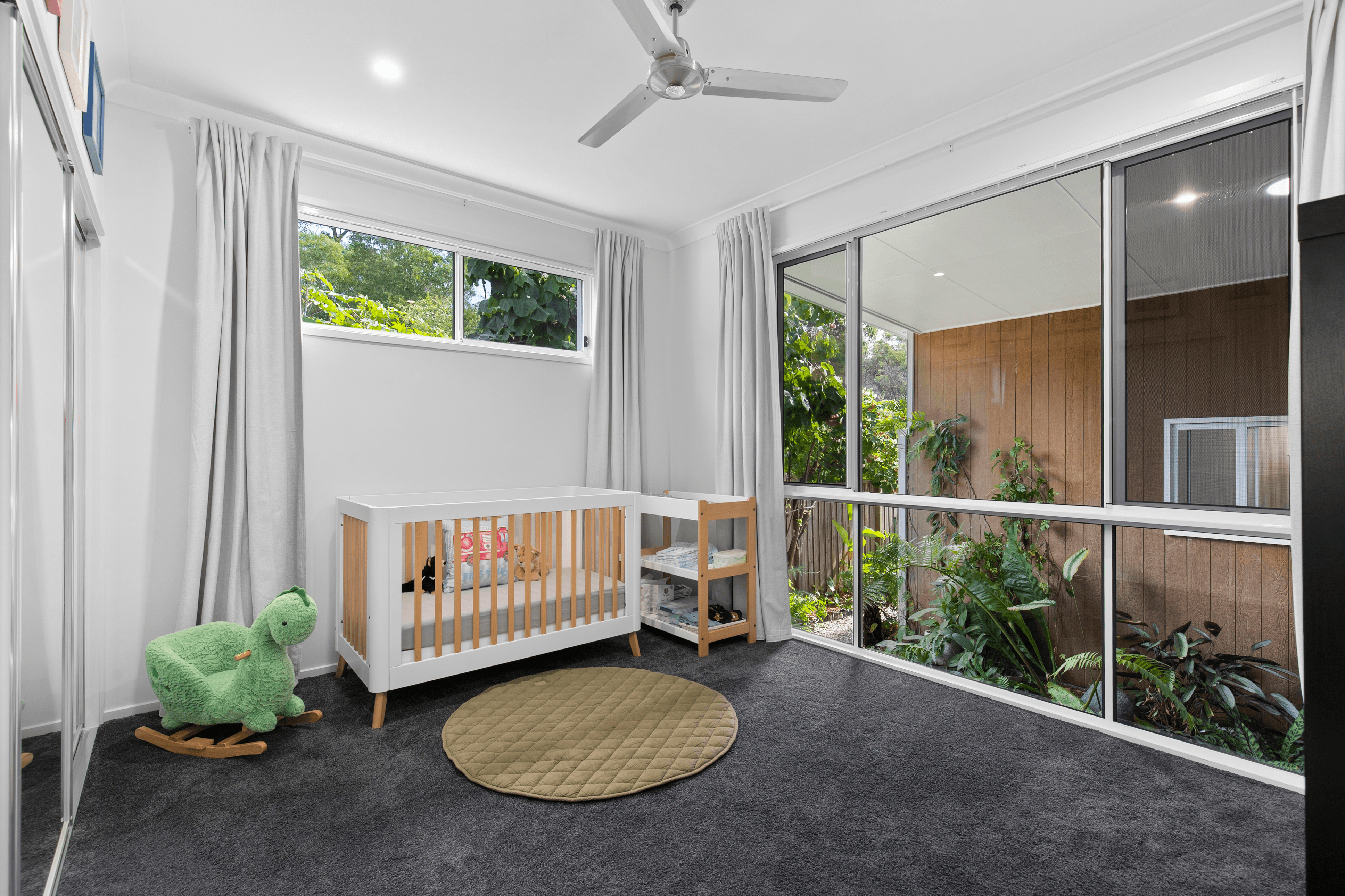 19 Jervis Street, UPPER KEDRON, QLD 4055