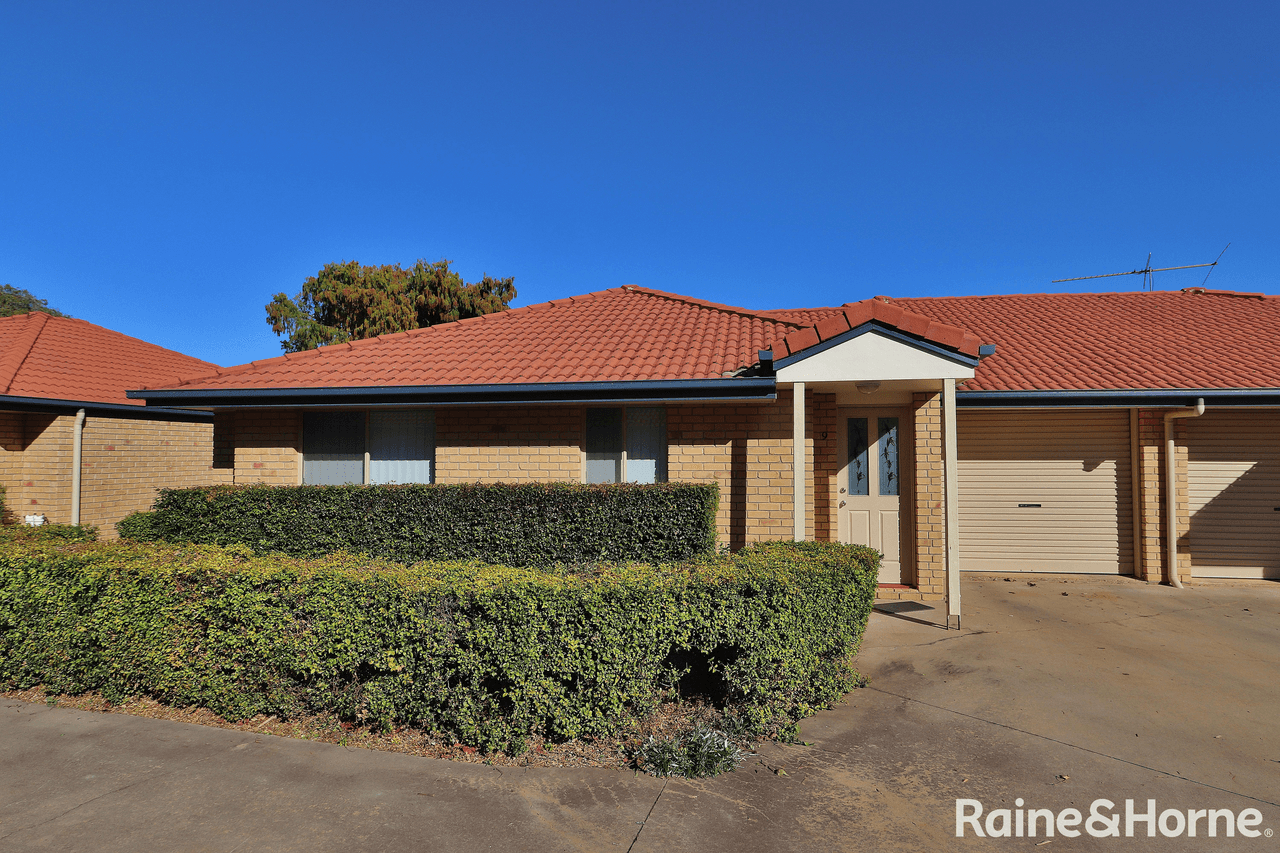 9/32-34 James Street, KINGAROY, QLD 4610