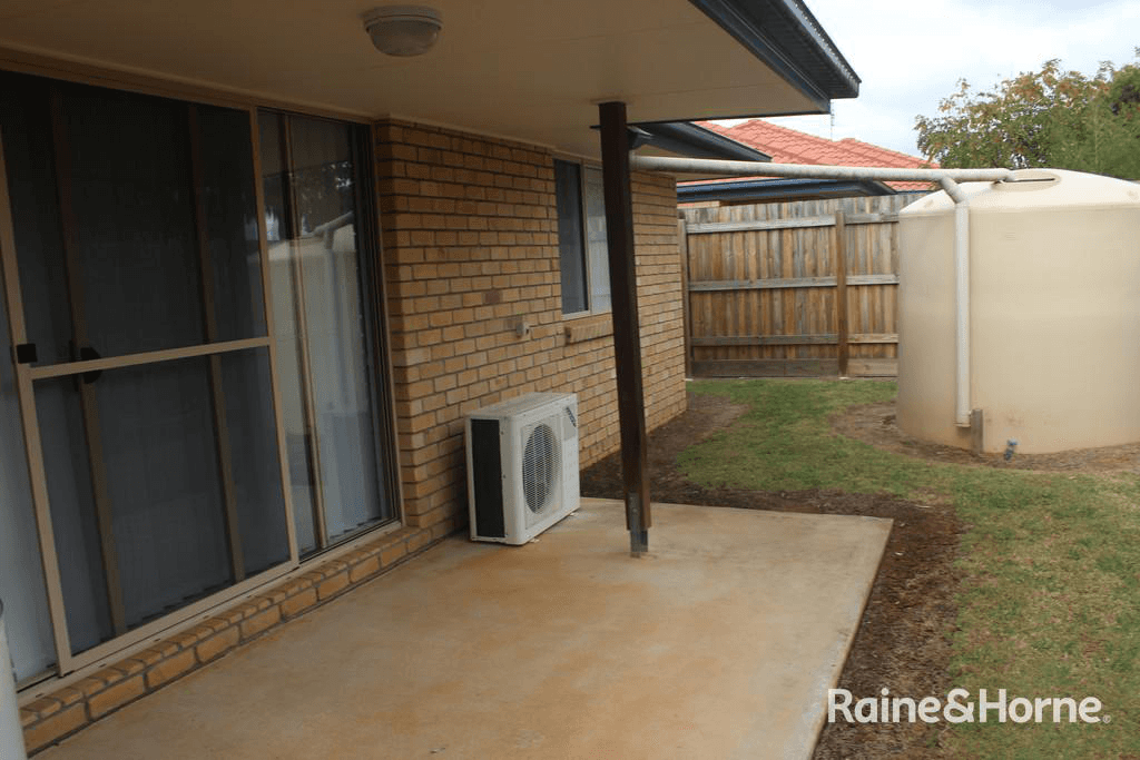 9/32-34 James Street, KINGAROY, QLD 4610