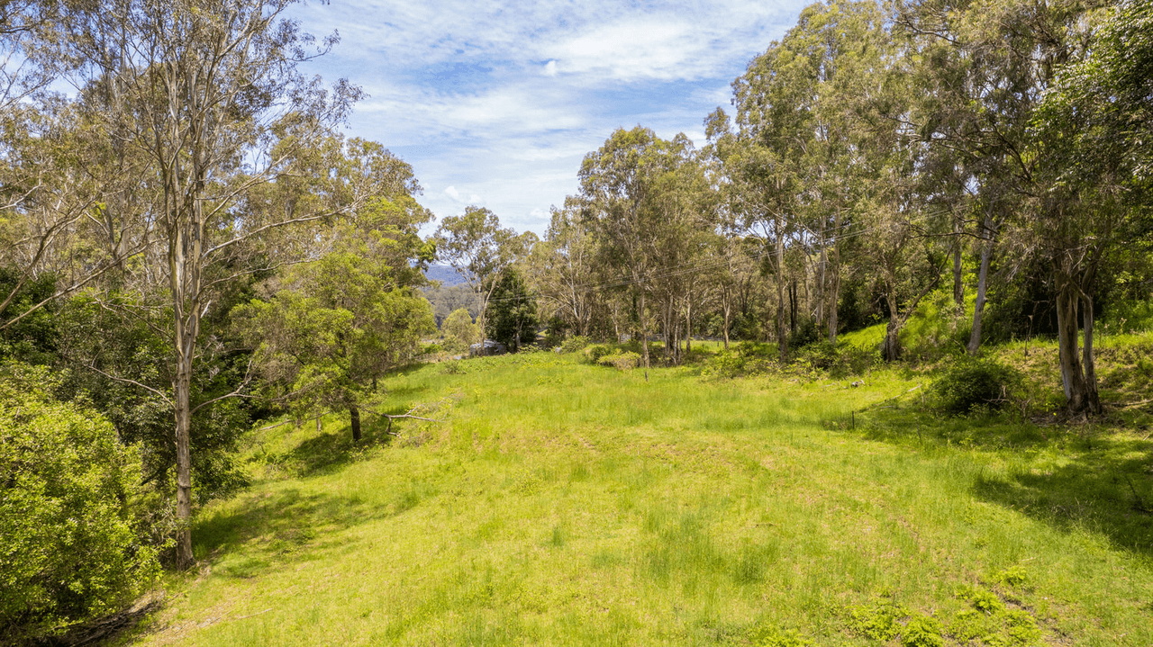 460 Hunchy Road, HUNCHY, QLD 4555