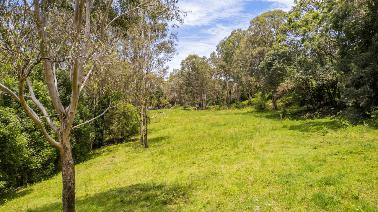 460 Hunchy Road, HUNCHY, QLD 4555