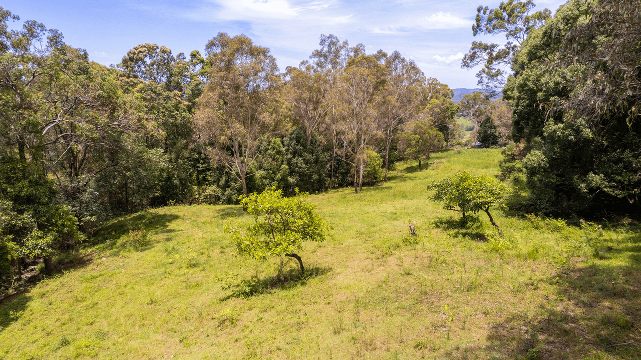 460 Hunchy Road, HUNCHY, QLD 4555