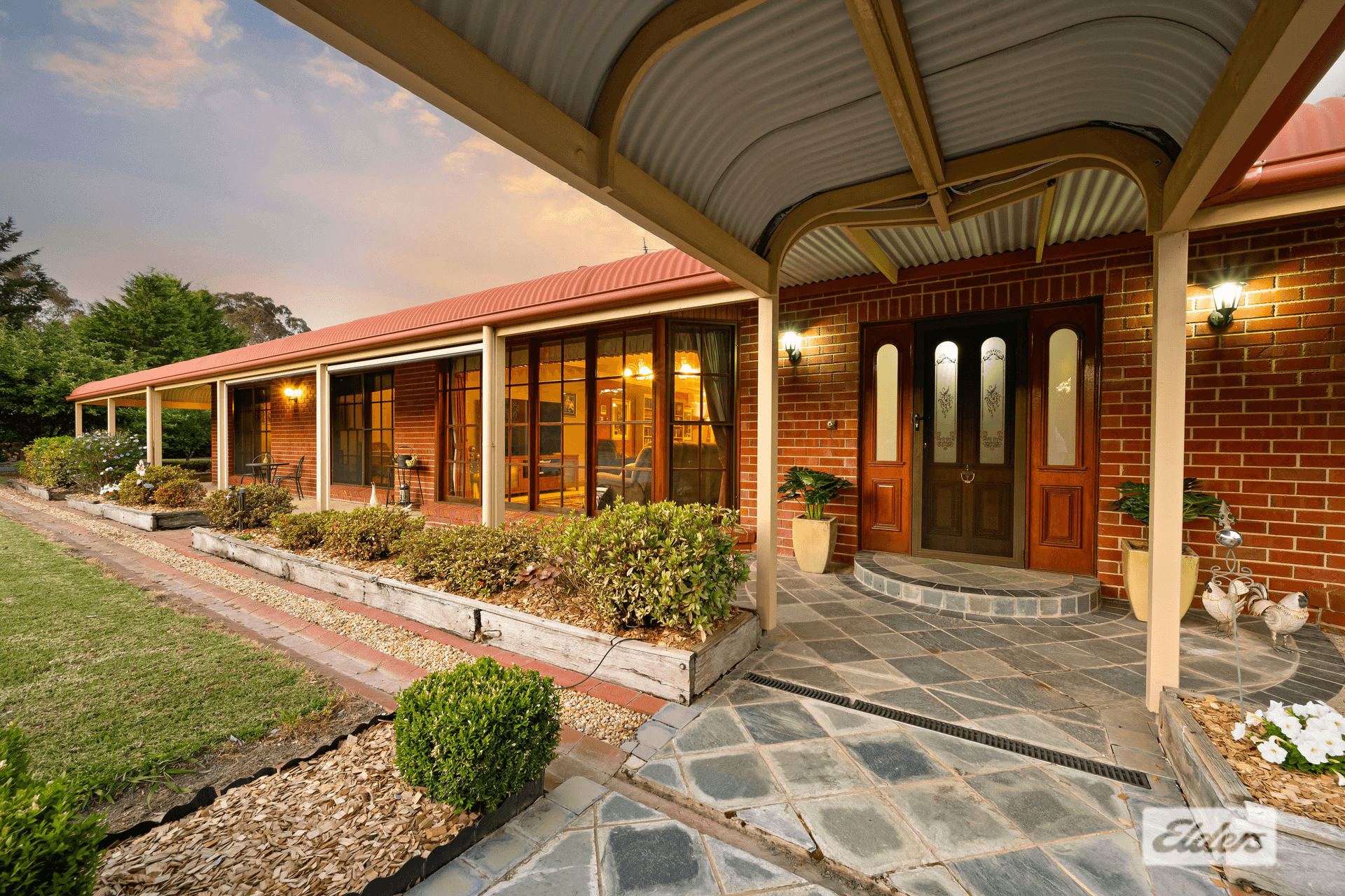 16 Bennett Road, Thurgoona, NSW 2640