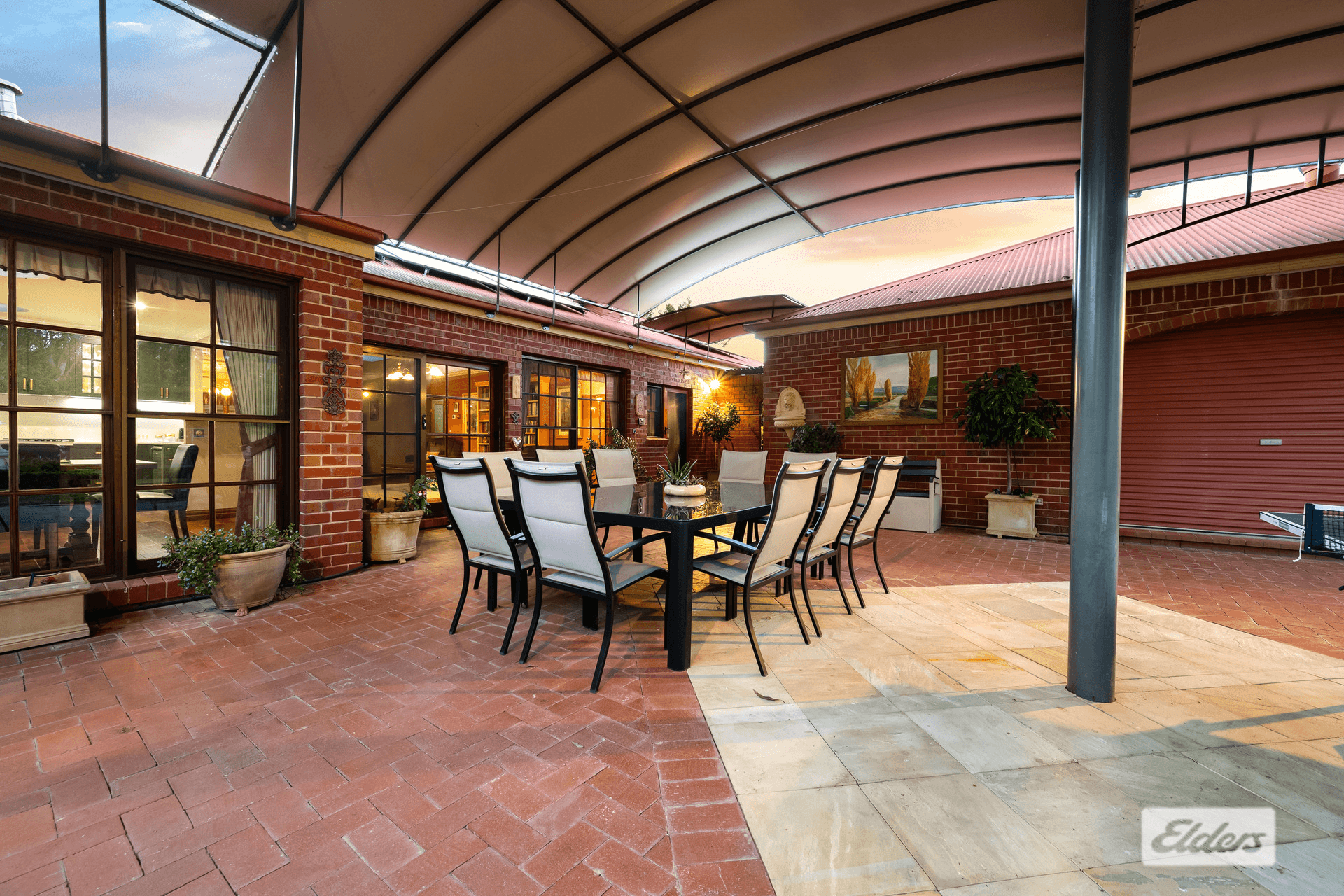 16 Bennett Road, Thurgoona, NSW 2640